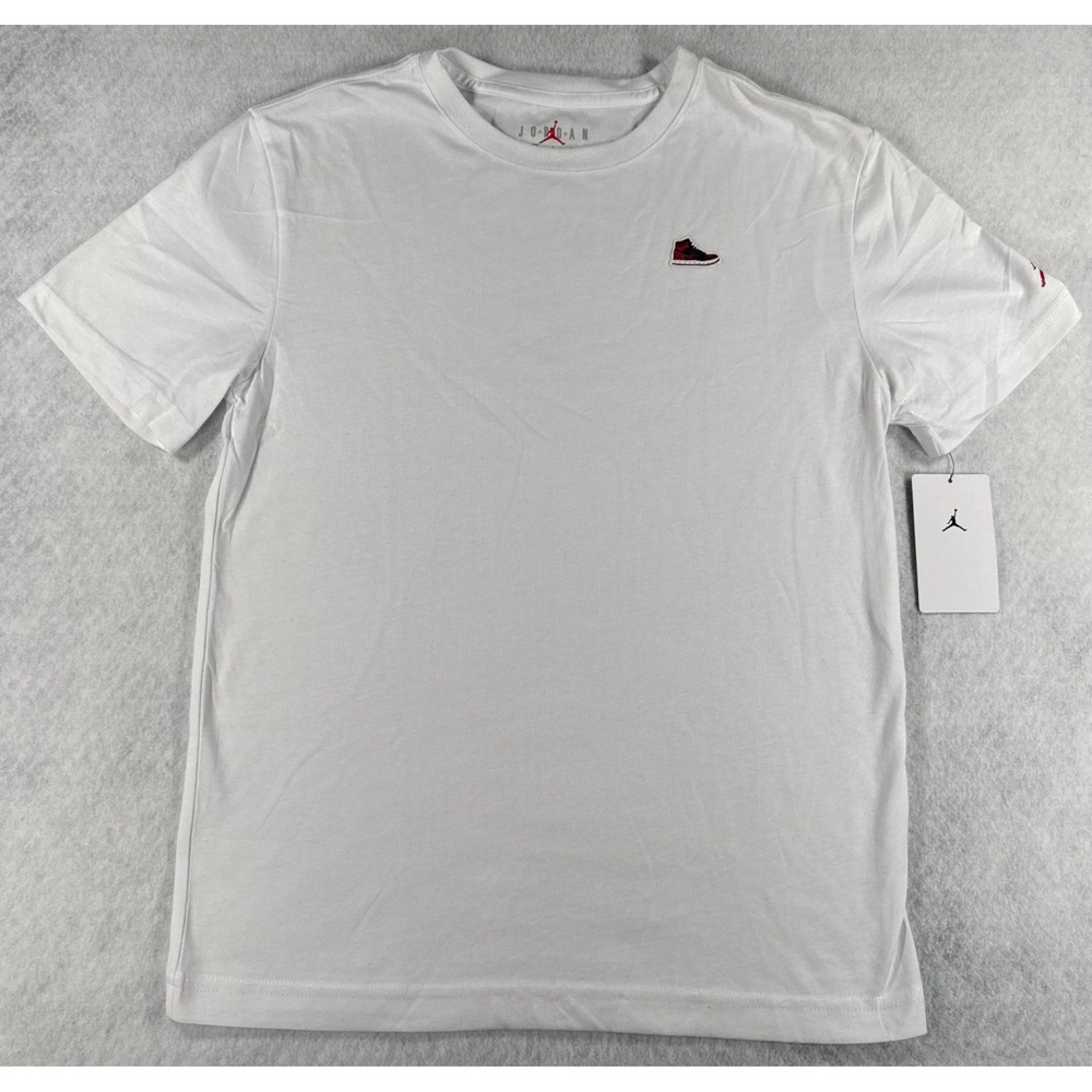 Air Jordan Large 12-13 Years White Embroidered Sneaker Graphic T Shirt NWT‎